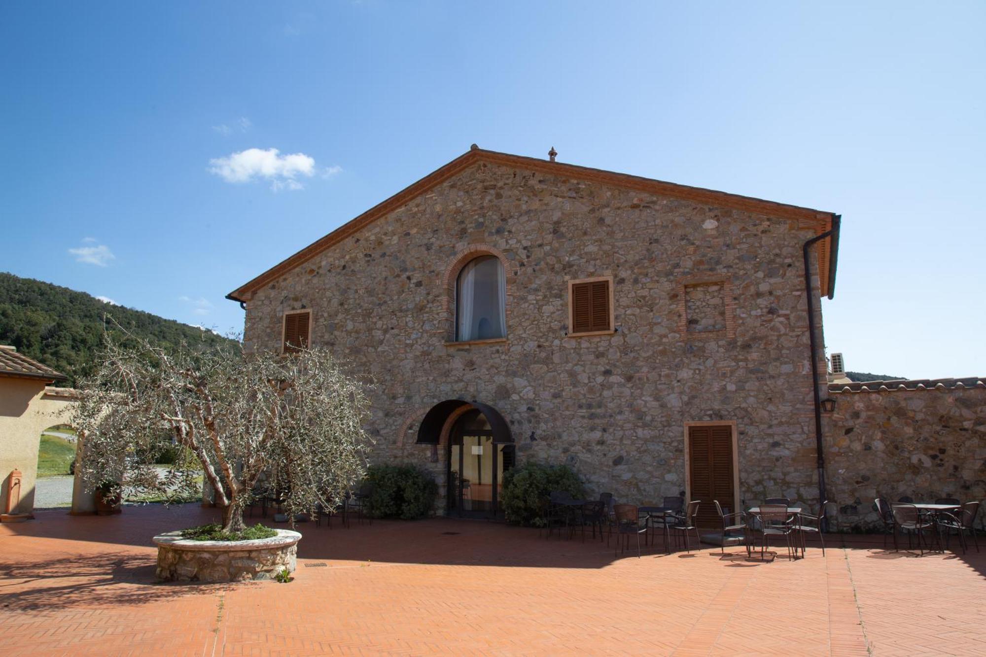 Resort Le Tegole Riparbella Exterior photo